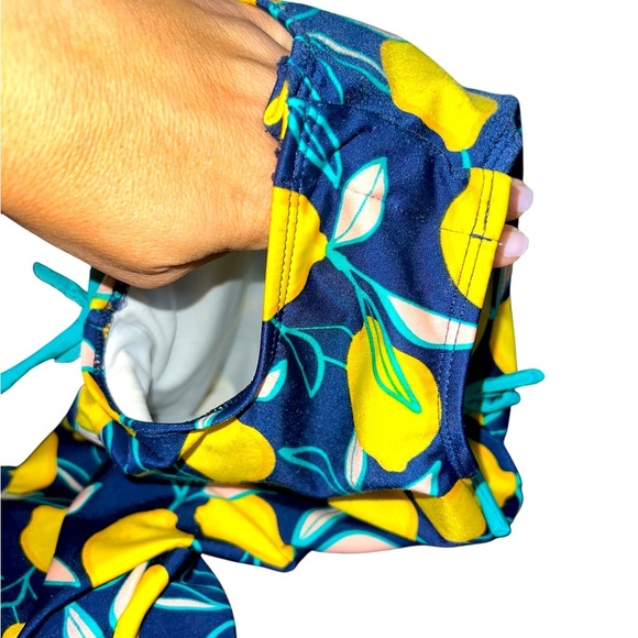 5T Girl’s Rashguard Lemons Swimsuit, Snap bottom, cat & jack - Picture 6 of 6